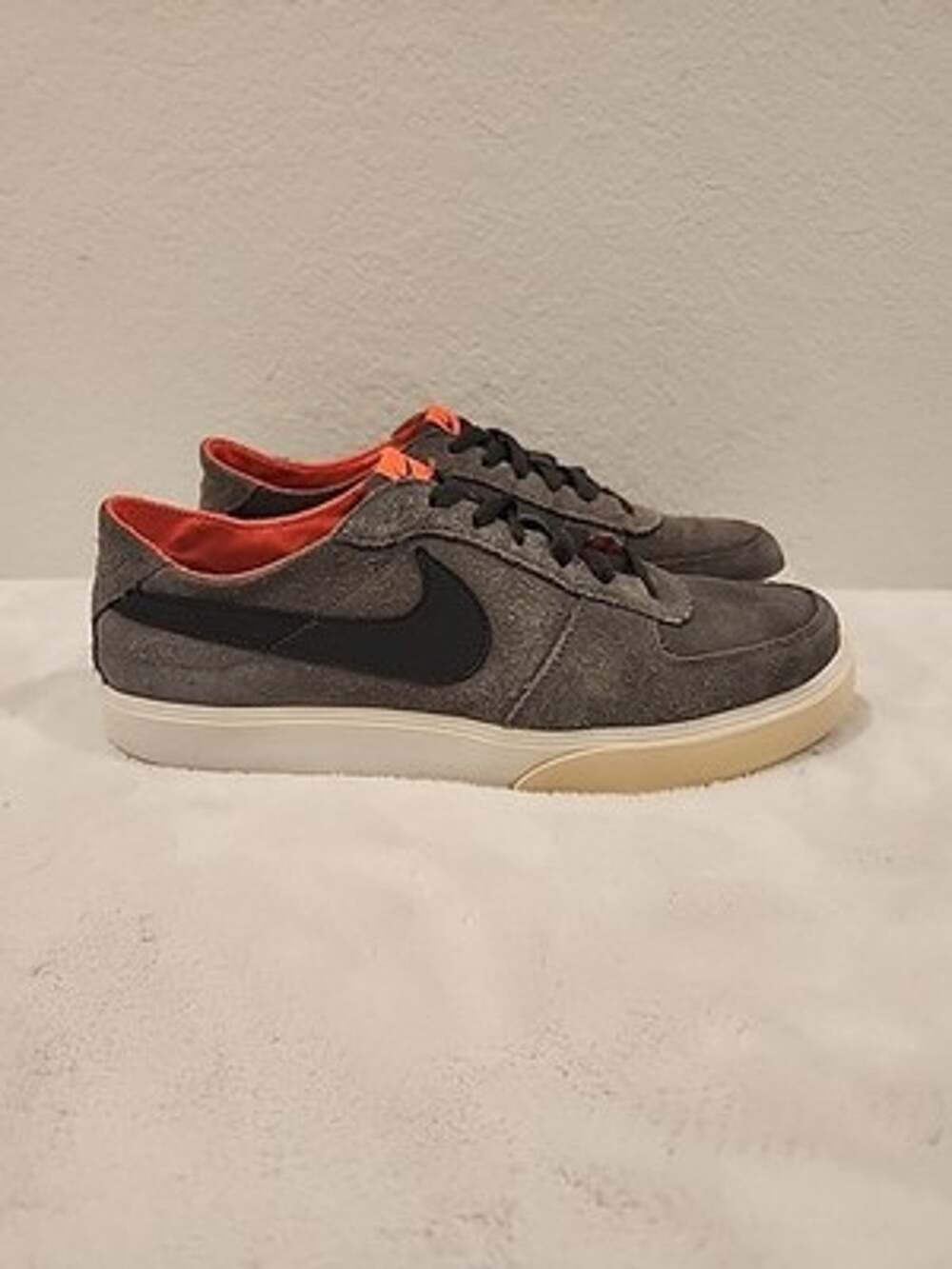 Men's 8.5 Nike 6.0 Mavrk LR Skate sneakers Shoes Charcoal Black Low Top